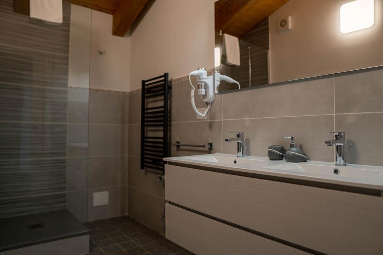 Residence Le Palme Torrazza Piemonte Exterior photo