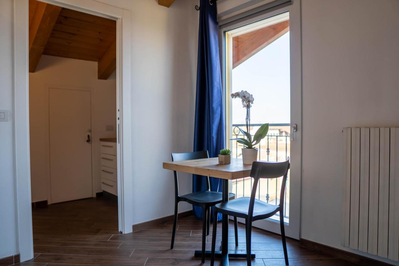 Residence Le Palme Torrazza Piemonte Exterior photo