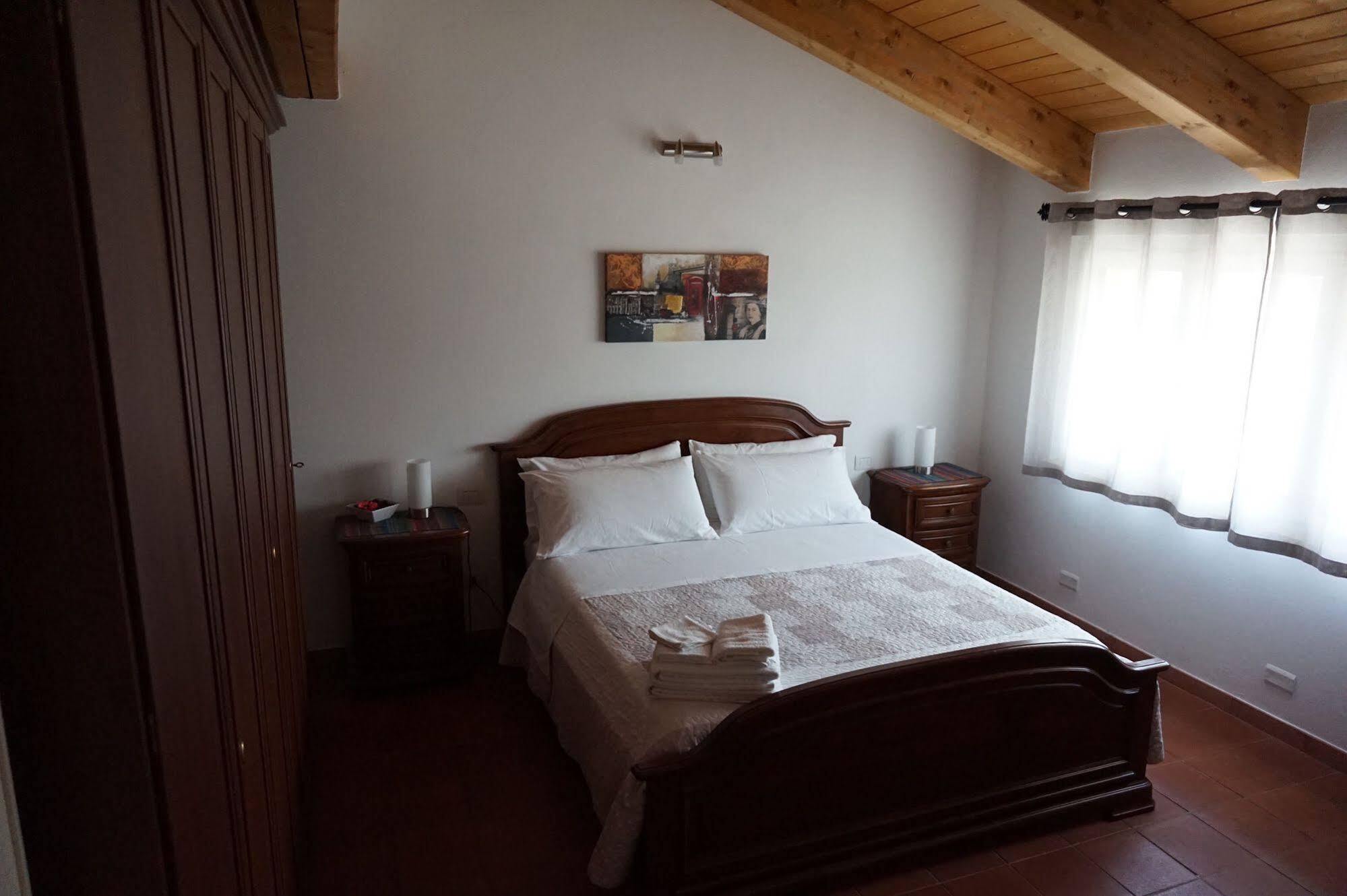 Residence Le Palme Torrazza Piemonte Exterior photo